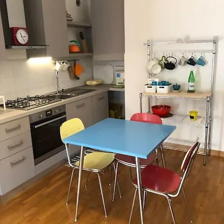 La Casa Nel Cortile 만델로델라리오